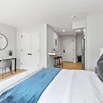 Stylish Studio Apartment At Ues